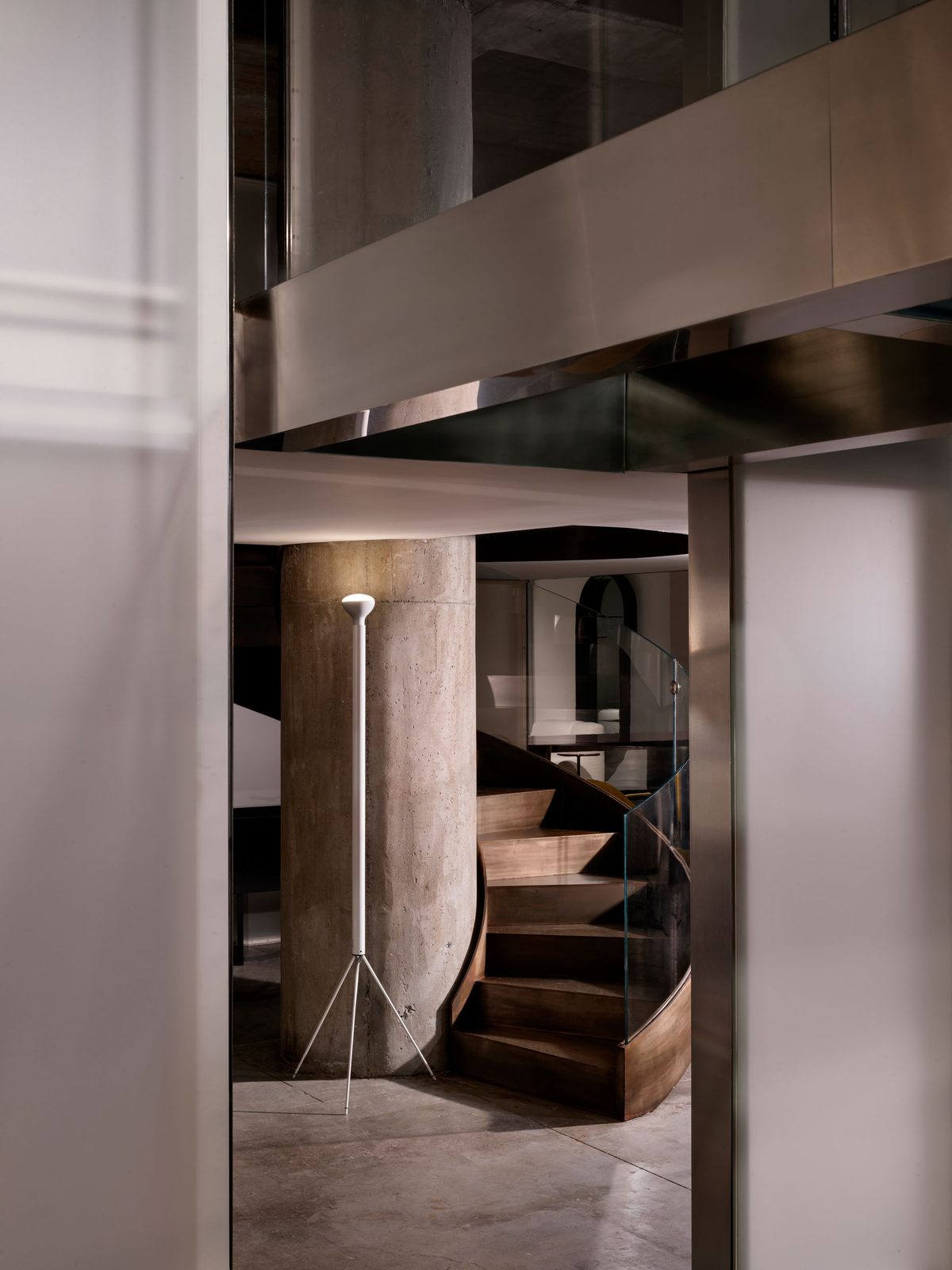 Mozaik Design Showroom — view 9