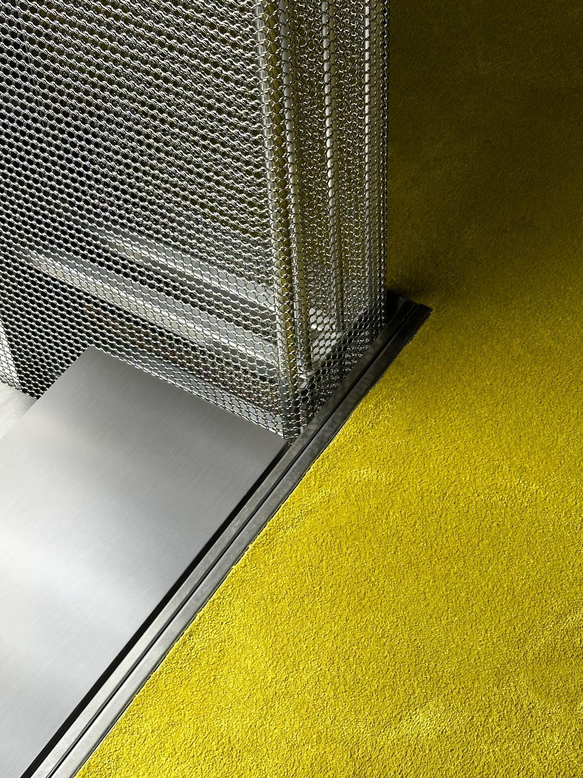 Mozaik Design Showroom — view 14